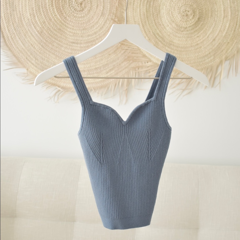 Sweetheart ribbed tank